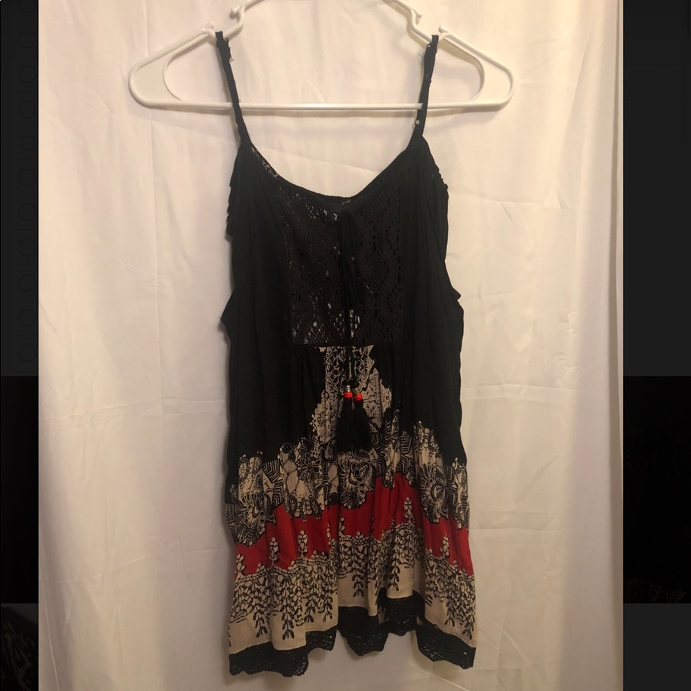 3 for $20✨ lightweight patterned tank